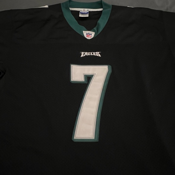 Reebok Men's Black and Green Jersey - Picture 2 of 7